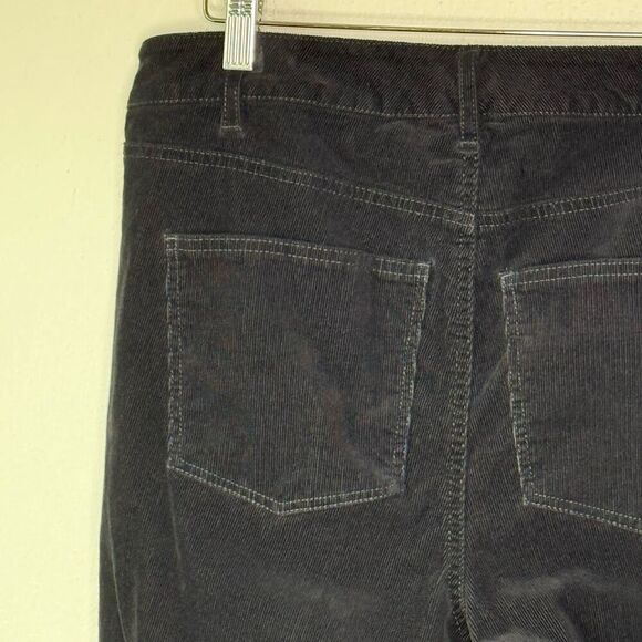 Talbots Flawless Five Pocket Black Corduroy Straight Leg Pants - Women’s US 12P - Picture 6 of 10